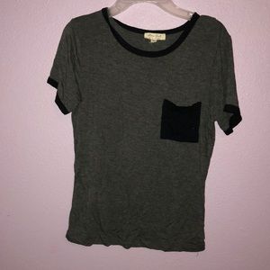 Grey tee